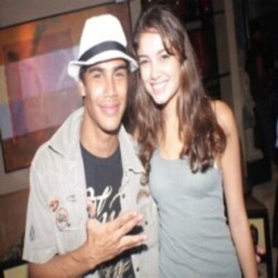 Profile Picture of Constance Perez (@ConstancePere15) on Twitter