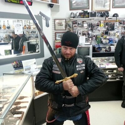 Profile Picture of Chris Earp (@wyatt5665) on Twitter