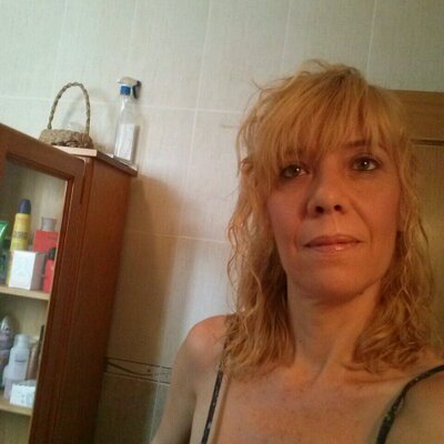 Profile Picture of Angela Moles Veys (@@MolesVeys) on Twitter