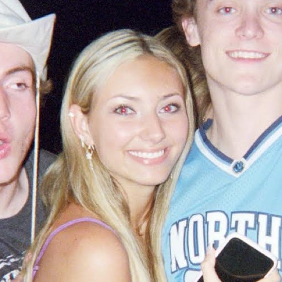 Profile Picture of Alex Wysocki (@alexwysockiiiii) on Poshmark