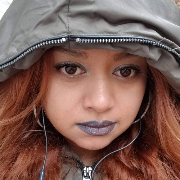 Profile Picture of Shelly Herndon (@shellyh6721) on Poshmark