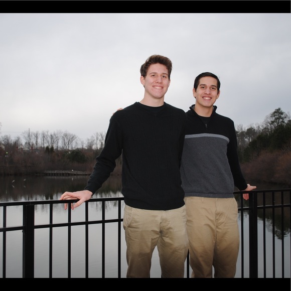 Profile Picture of Andrew Porter (@_andrewporter) on Poshmark