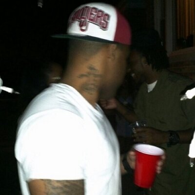 Profile Picture of Larry Skinner (@Infamousskinner) on Twitter