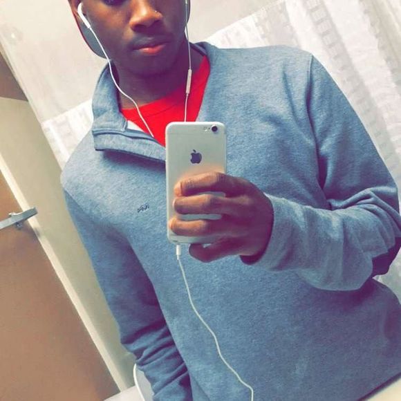 Profile Picture of Cornelius Thomas (@cornelius96) on Poshmark