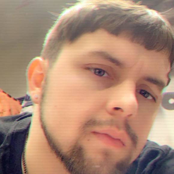 Profile Picture of Tyler Hilburn (@tjhilburn7) on Poshmark