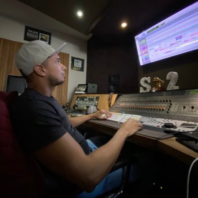 Profile Picture of Emerson Bruno (@Emerson_Lucas9) on Twitter