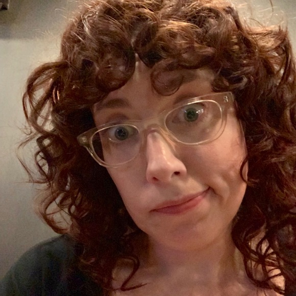 Profile Picture of Heather Weigler (@hlouweigler) on Poshmark