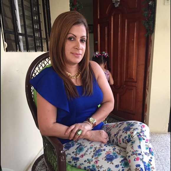 Profile Picture of Dabeyba Pichardo (@labeba07) on Poshmark