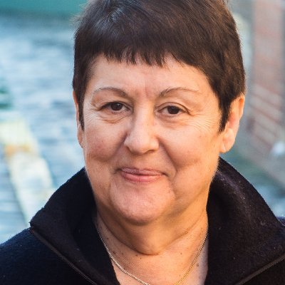 Profile Picture of Janet McCalman (@JanetMccalman) on Twitter