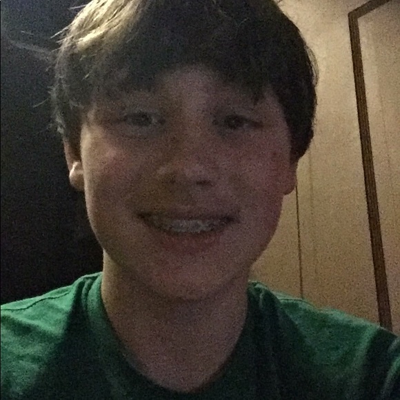 Korbin Rickenbaker - Poshmark Profile Picture of Korbin Rickenbaker (@k_rickenbaker) on Poshmark