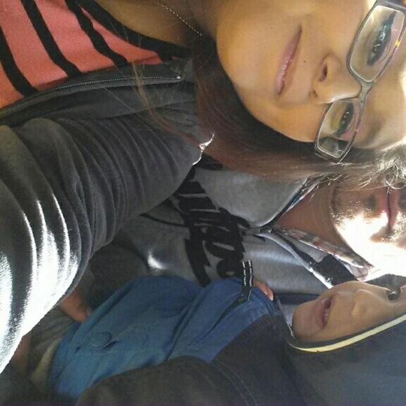 Profile Picture of Amy Padron (@apadron020113) on Poshmark