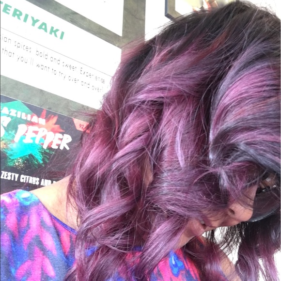 Profile Picture of Miayenta Oglesby (@miayenta) on Poshmark
