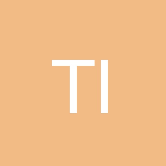 Profile Picture of Tania Ingman (@tania_ingman) on Poshmark