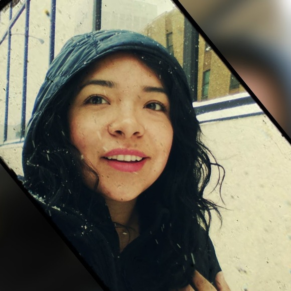 Profile Picture of Carito Pesantez (@caritopesantez) on Poshmark