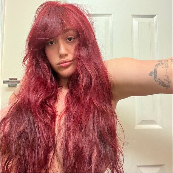 Elinor Horesh - Poshmark Profile Picture of Elinor Horesh (@elinorh42) on Poshmark