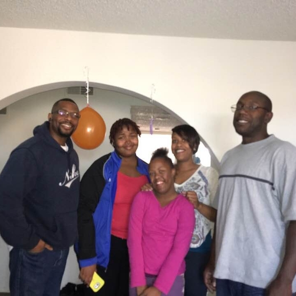 Profile Picture of Joycelynn Ridley (@joycelynnridley) on Poshmark