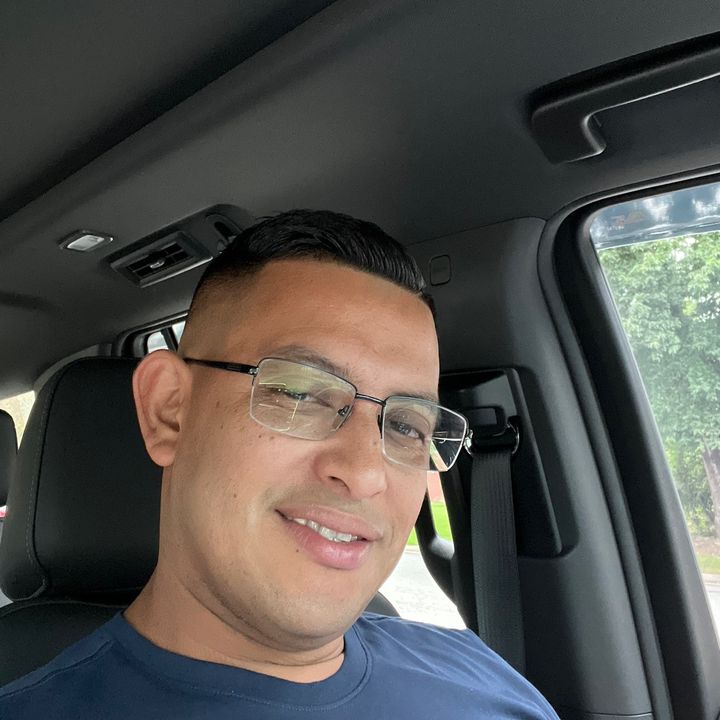 Profile Picture of Danny Flores (@dannyflores221) on Tiktok