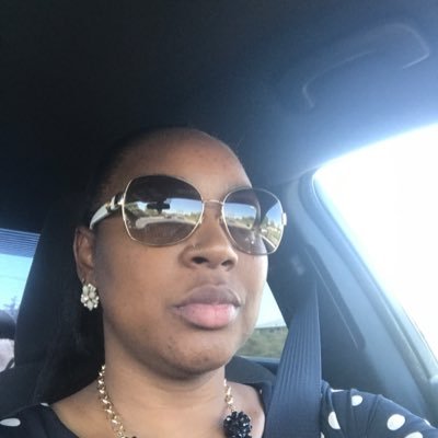 Profile Picture of Veronica Holt (@Lilvero559Holt) on Twitter