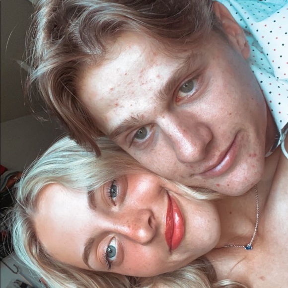 Profile Picture of Sydney Kozikoski (@sydney_cate) on Poshmark