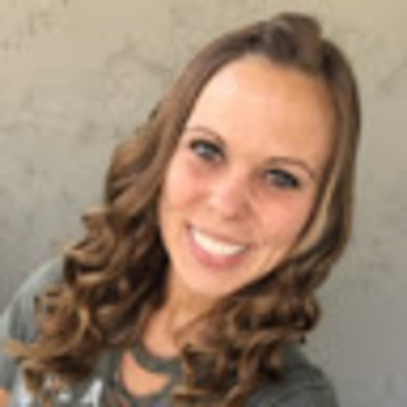 Profile Picture of Jessica Eimen (@jeimen94441) on Poshmark