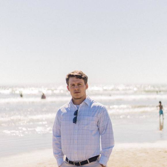 Profile Picture of Dylan Miracle (@dylanmiracle03) on Poshmark