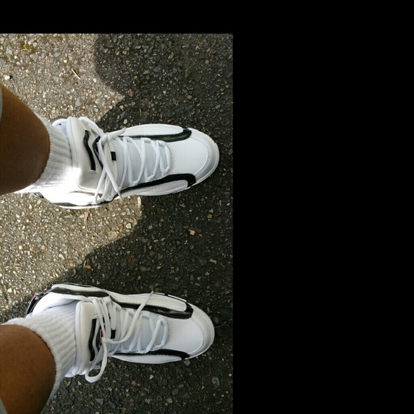Profile Picture of Raymond Rowland (@ray8309) on Poshmark