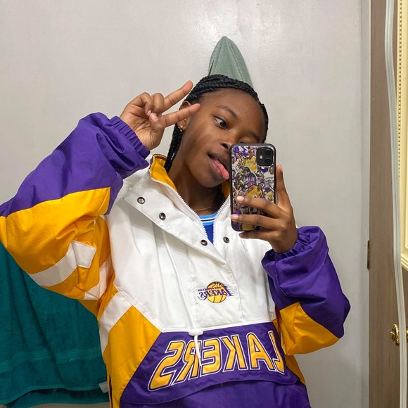 Profile Picture of Kennedy Williams (@kdub4hunnid) on Poshmark