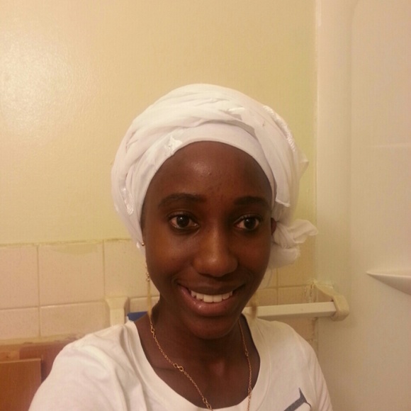Profile Picture of Rukiyat Jinadu (@ruki09) on Poshmark