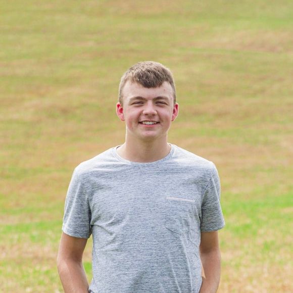 Profile Picture of Blaine Walizer (@blainewalizer39) on Poshmark