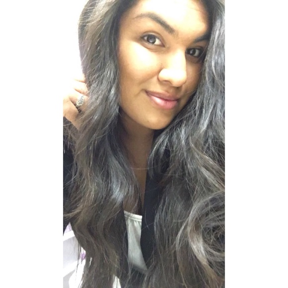 Profile Picture of Erika Suarez (@erisuarez) on Poshmark