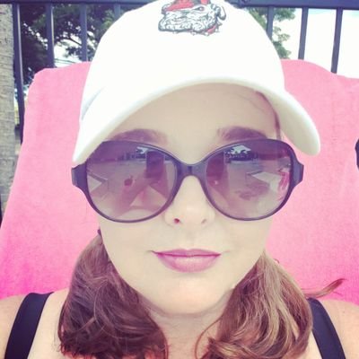 Profile Picture of Amy Staniszewski (@StaniszewskiAmy) on Twitter