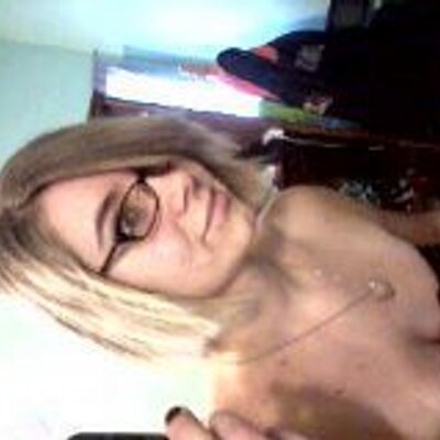 Profile Picture of Samantha Ashbaker (@poo_bear_95) on Twitter