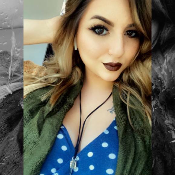 Profile Picture of Alexandria Isaac (@alexandriaisaac) on Poshmark