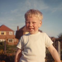 Steve Benton - Tiktok Profile Picture of Steve Benton (@stevebentonisolar) on Tiktok