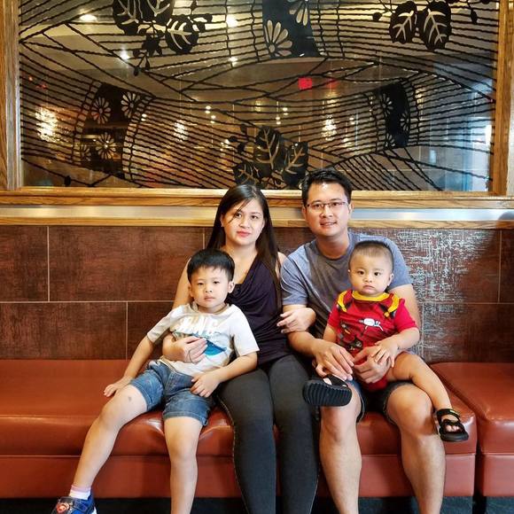 Profile Picture of Hue Lieu (@lieuquochue) on Poshmark