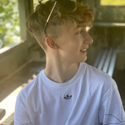 Max. - Twitter Profile Picture of Max. (@PeltonMax) on Twitter