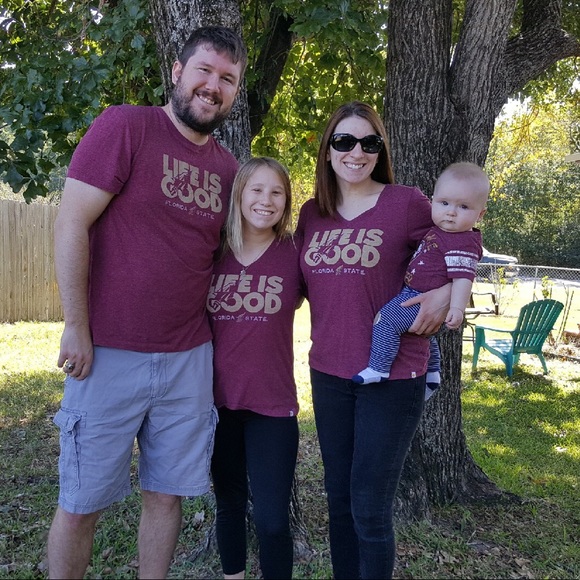 Profile Picture of Anastasia Zarrella (@anastasiaxoxxo) on Poshmark