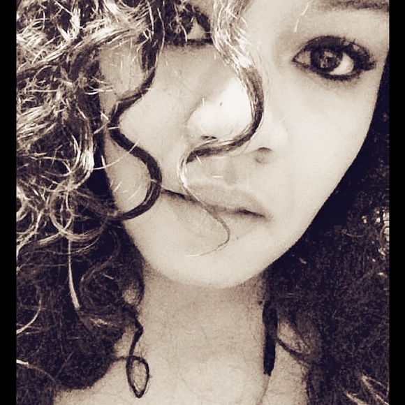 Profile Picture of Jackie Franklin (@jack13love) on Poshmark