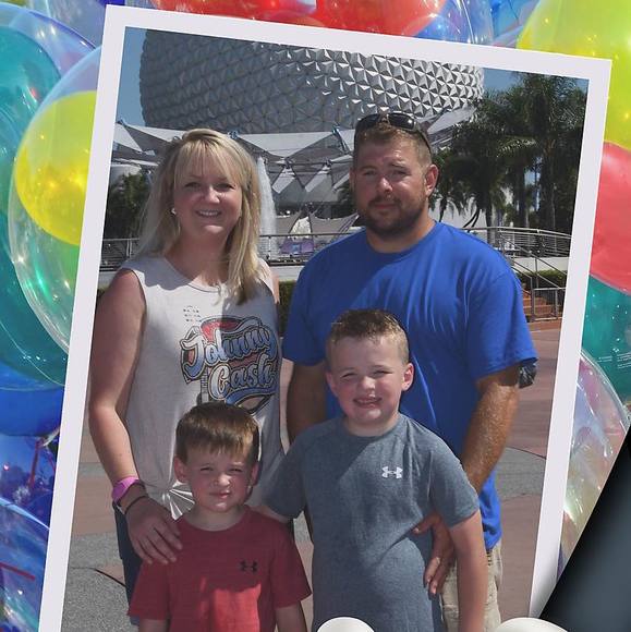 Profile Picture of Katie Sandefur (@ktdid4411) on Poshmark