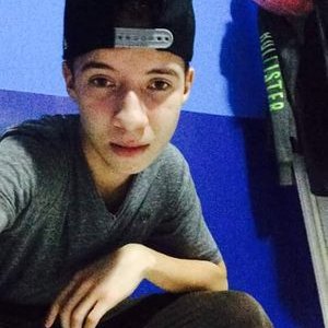 Profile Picture of Luis Chairez (@Alex_chairez79) on Twitter