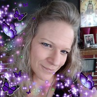 Profile Picture of Julia Givens-cover (@julia-givens-cover) on Quora