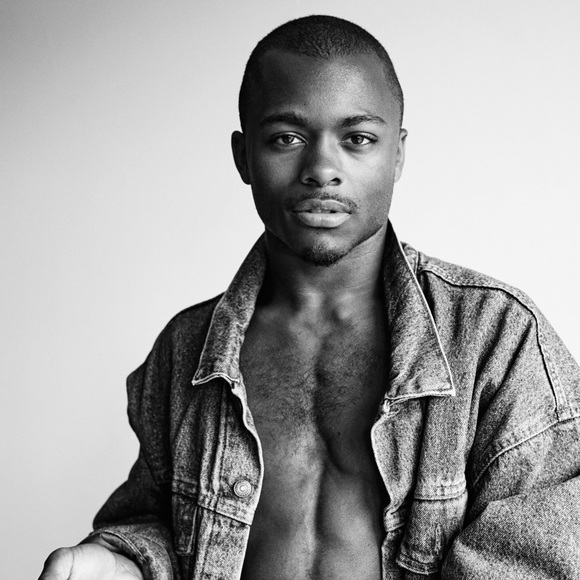 Profile Picture of Kyle Martin (@khmartin96) on Poshmark