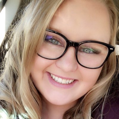 Profile Picture of Beverly (@BevUhLey_JO) on Twitter