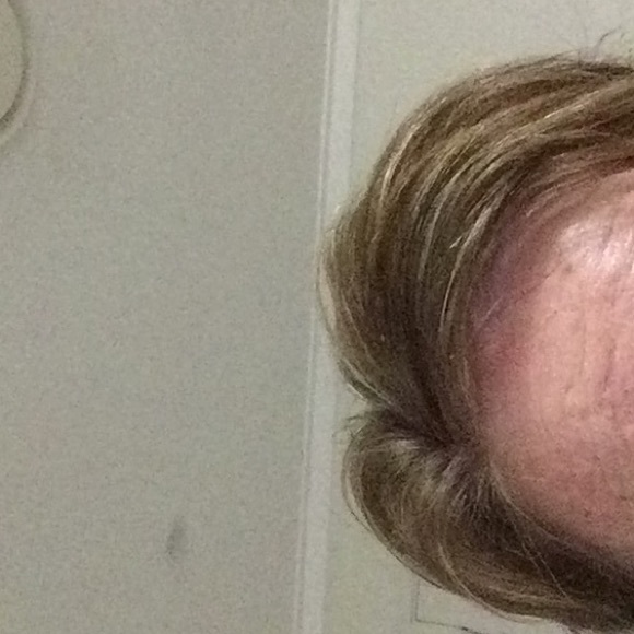 Profile Picture of Louise Watson (@louisewatson647) on Poshmark