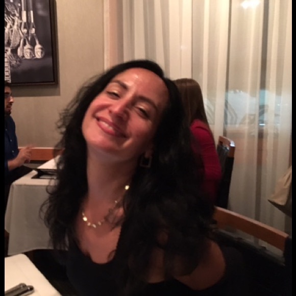 Profile Picture of Joanna Papakonstantinou (@drpapa) on Poshmark