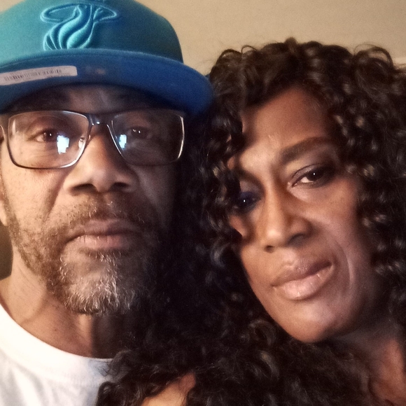 Inga Owens - Poshmark Profile Picture of Inga Owens (@ingaowens03) on Poshmark