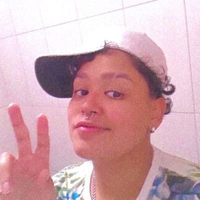 Profile Picture of 𝐋𝐔𝐓𝐎🖤 (@CoeRoberta021) on Twitter