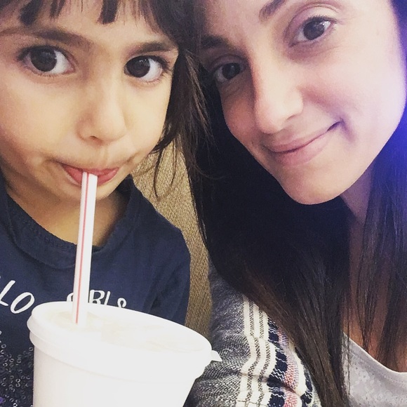 Profile Picture of Christine Stabile (@donde143) on Poshmark