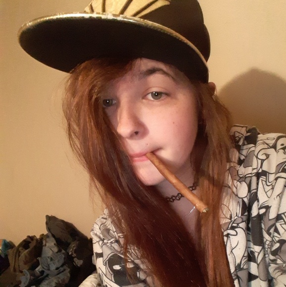 Profile Picture of Jenna Dawoudi (@jaemarie0123) on Poshmark