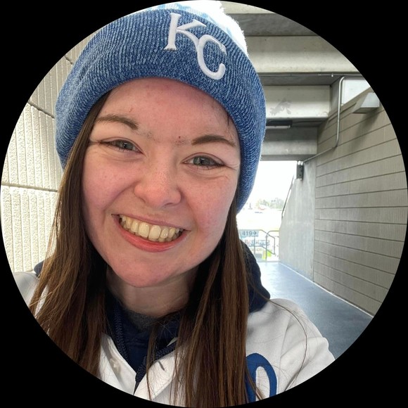 Profile Picture of Julia Jorns (@jjorns) on Poshmark